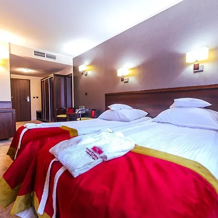 克里兹塔尔会议及spa酒店