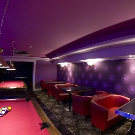 Krysztal Conference & Hotel