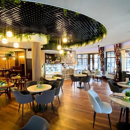 克里兹塔尔会议及spa酒店