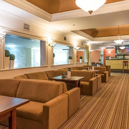 克里兹塔尔会议及spa酒店 酒店