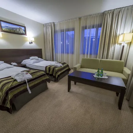 克里兹塔尔会议及spa酒店