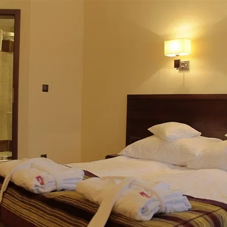 Hotel Krysztal Conference &
