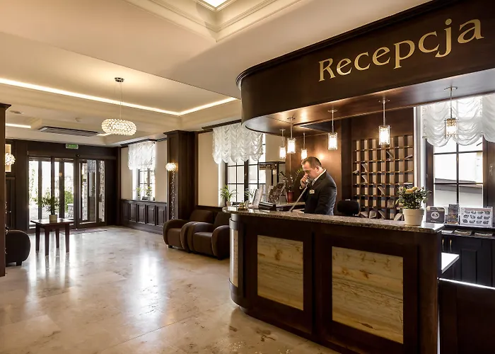 Krysztal Conference & Hotel