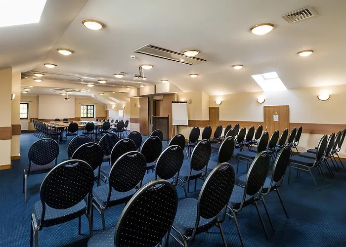 Hotel Krysztal Conference & 4*