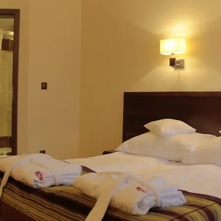 Krysztal Conference & 4*