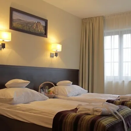 Krysztal Conference & Otel